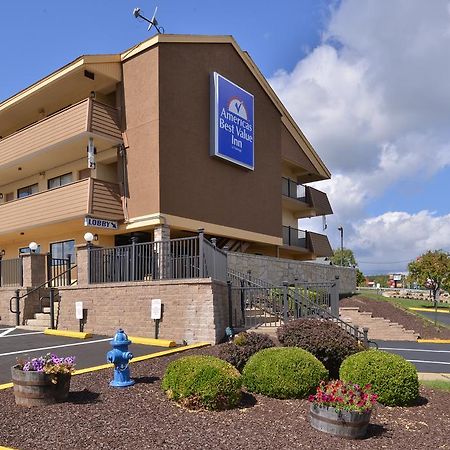 Americas Best Value Inn-Pittsburgh Airport Coraopolis Exteriör bild